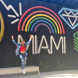 Meet your Posher, Manuela